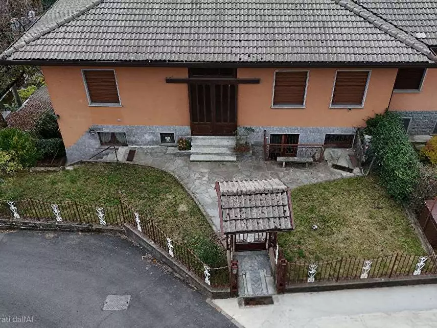 appartamento in vendita a Varese in zona Biumo