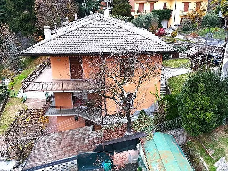 Immagine 11 di Appartamento in vendita  in via civelli snc a Varese