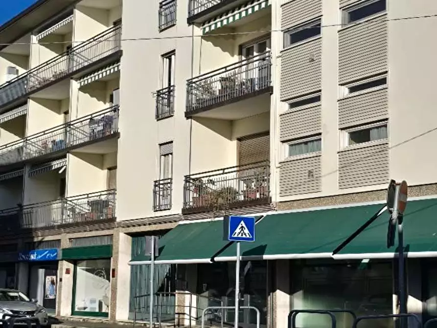 Immagine 12 di Appartamento in vendita  in VIA MERINI snc a Varese