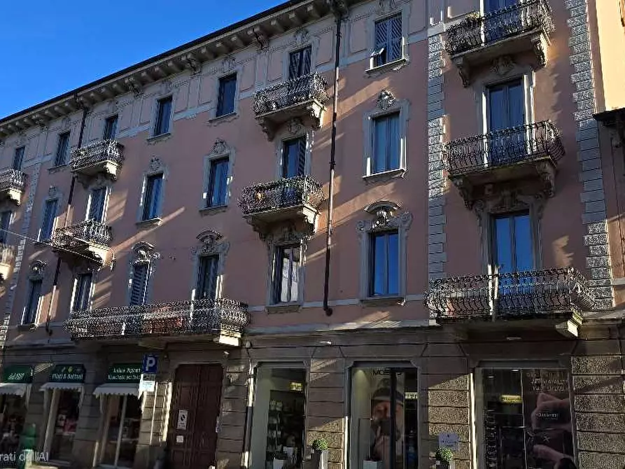 Immagine 5 di Appartamento in vendita  in via mazzini 6 a Varese