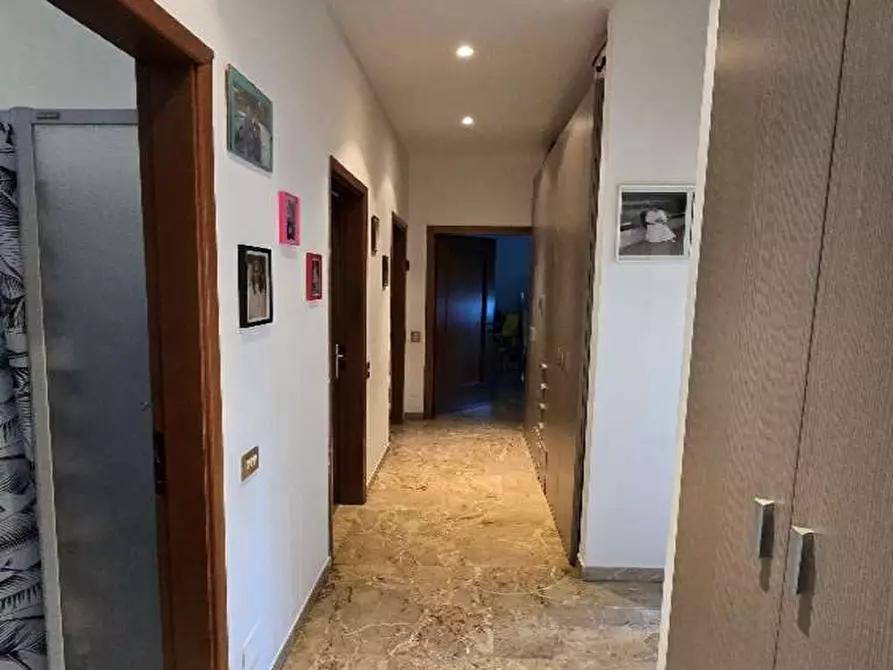 Immagine 11 di Appartamento in vendita  in Via Carcano 2 a Varese
