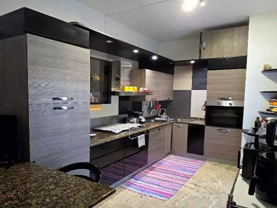 Immagine 16 di Appartamento in vendita  in Via Carcano 2 a Varese