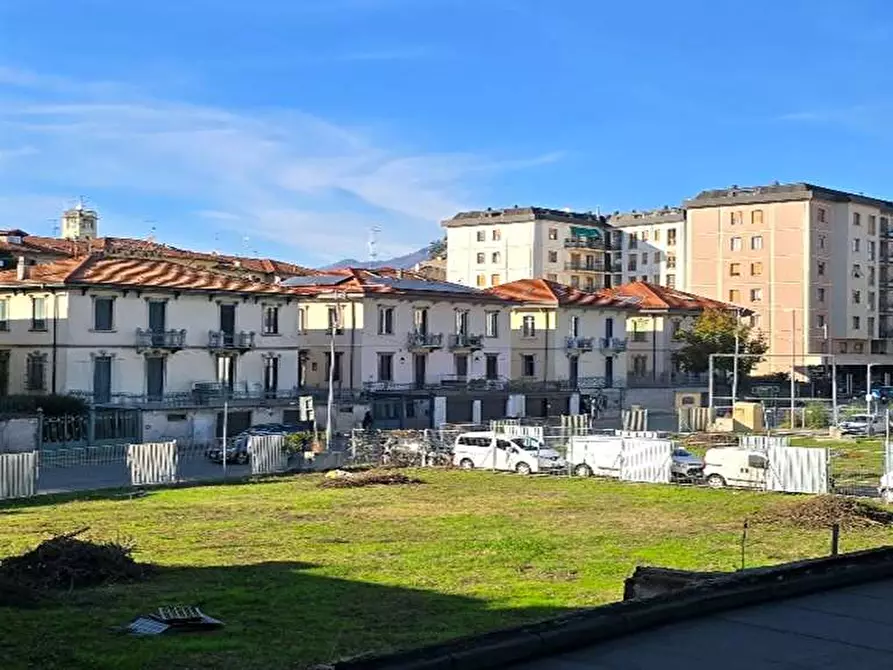 Immagine 17 di Appartamento in vendita  in Via Carcano 2 a Varese