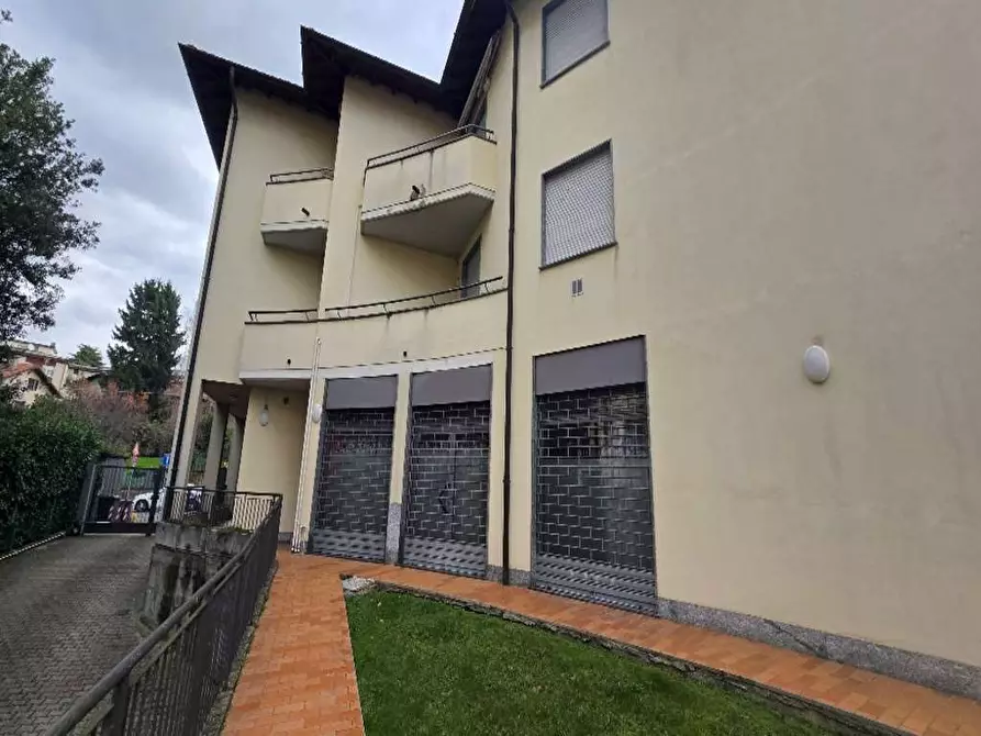 Immagine 1 di Appartamento in vendita  in V.le borri 70 a Varese