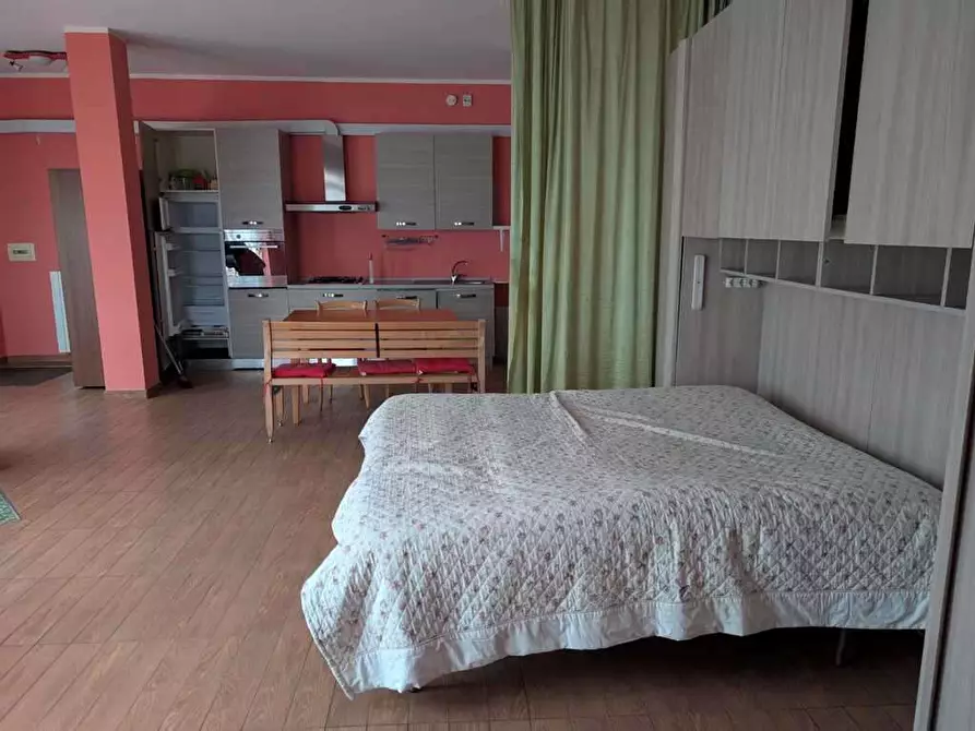 Immagine 7 di Appartamento in vendita  in V.le borri 70 a Varese