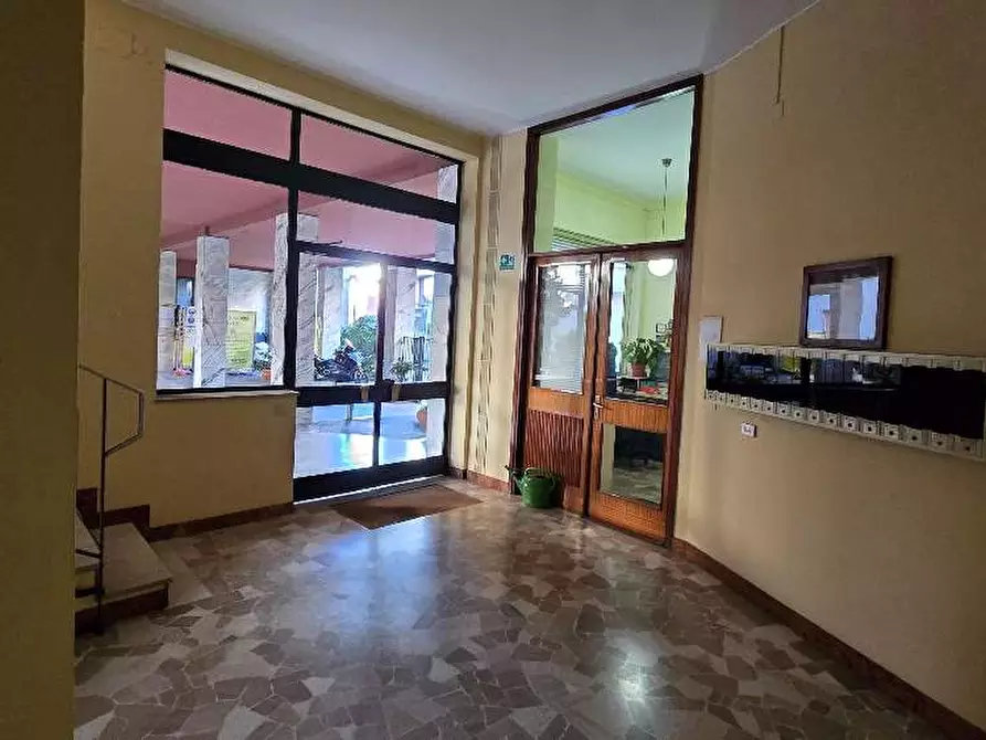 Immagine 3 di Appartamento in vendita  in via maspero 10 a Varese