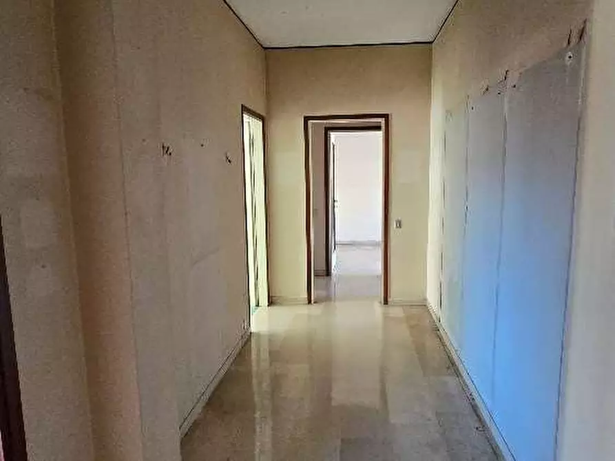 Immagine 10 di Appartamento in vendita  in via maspero 10 a Varese