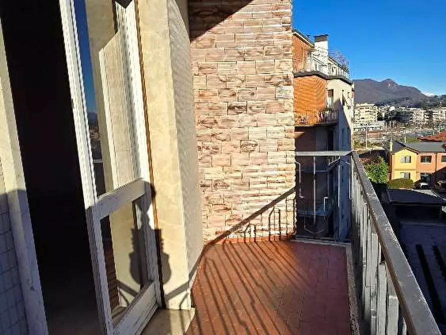 Immagine 7 di Appartamento in vendita  in via maspero 10 a Varese
