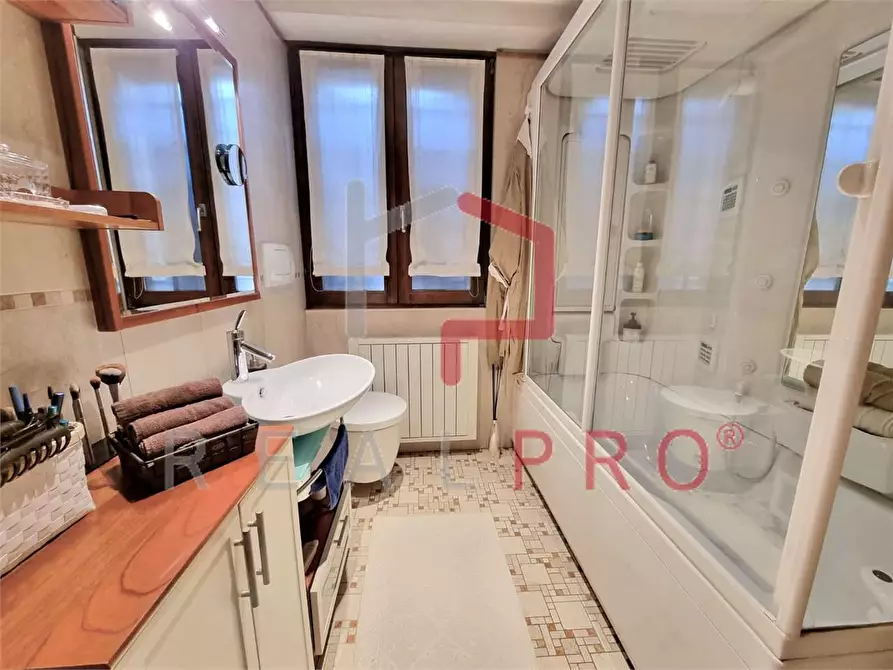 Immagine 16 di Porzione di casa in vendita  in Via Rencio  a Bolzano