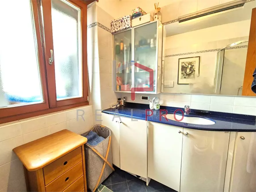 Immagine 14 di Bilocale in vendita  in Via Claudia Augusta  a Bolzano