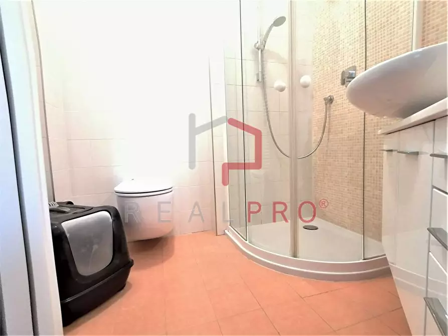 Immagine 19 di Quadrilocale in vendita  in Via Sassari  a Bolzano