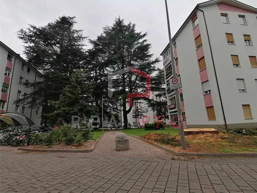 Immagine 25 di Quadrilocale in vendita  in Via Sassari  a Bolzano