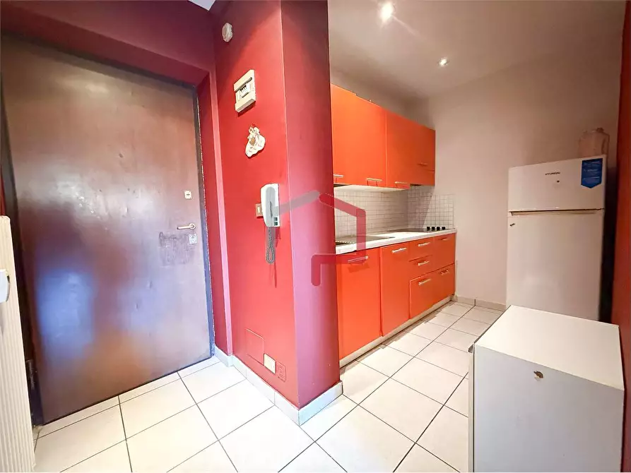 Immagine 4 di Bilocale in vendita  in Via Bottai a Bolzano