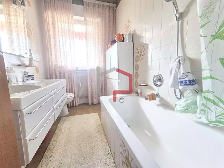 Immagine 9 di Quadrilocale in vendita  in Via Max Valier 6 a Bolzano