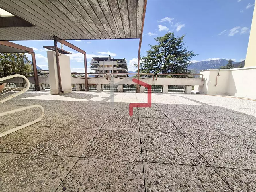 Immagine 2 di Quadrilocale in vendita  in Via Max Valier 6 a Bolzano