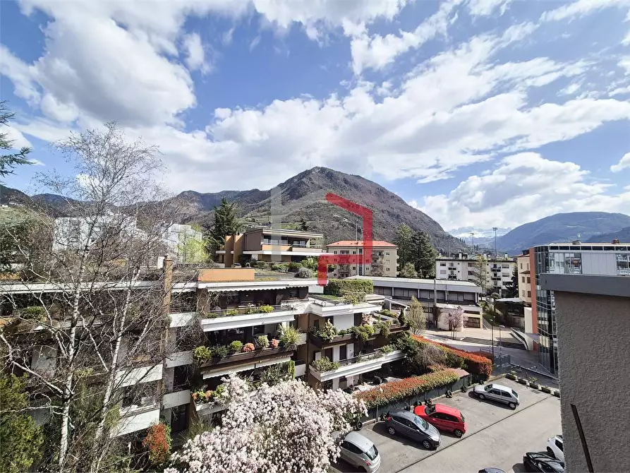 Immagine 14 di Quadrilocale in vendita  in Via Max Valier 6 a Bolzano
