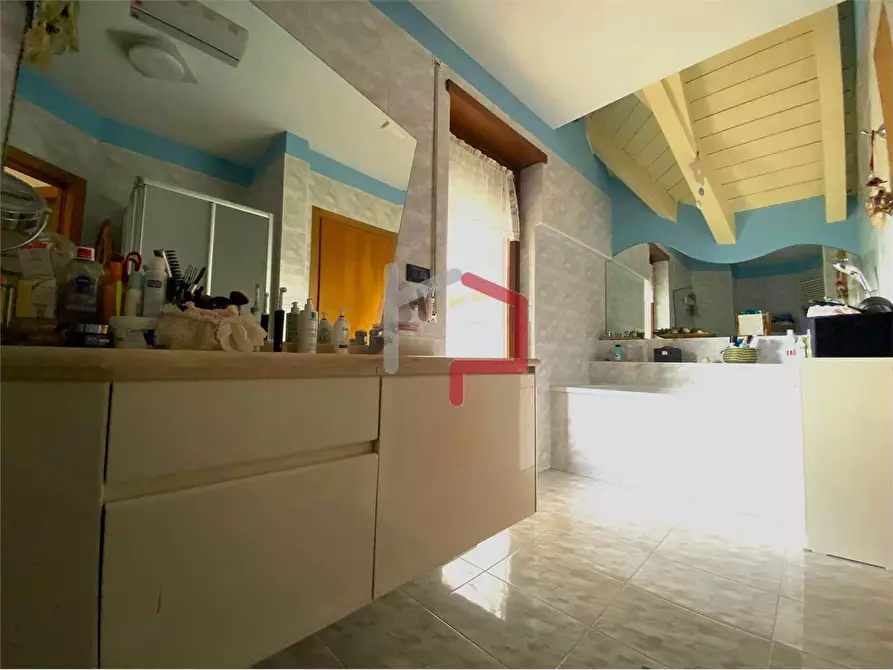 Immagine 18 di Quadrilocale in vendita  in Via Brennero  a Laives .Leifers.