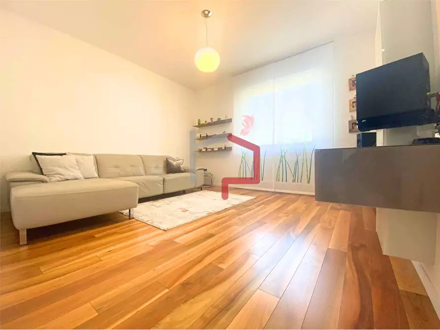 Immagine 4 di Quadrilocale in vendita  in via Bari a Bolzano