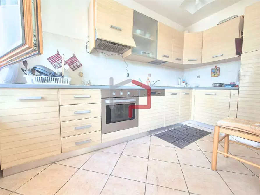 Immagine 5 di Trilocale in vendita  in Viale Puccini  a Bolzano