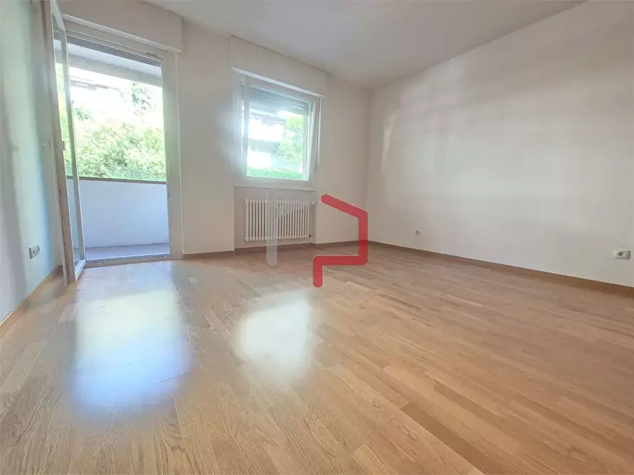 Immagine 15 di Appartamento in vendita  in Via Vittorio Veneto a Bolzano