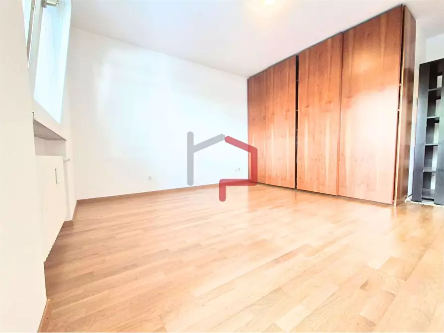 Immagine 13 di Appartamento in vendita  in Via Vittorio Veneto a Bolzano