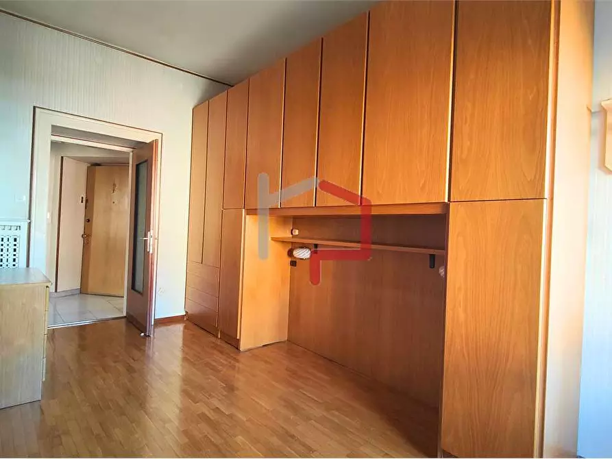 Immagine 5 di Trilocale in vendita  in Piazza Vittoria 14/B a Bolzano