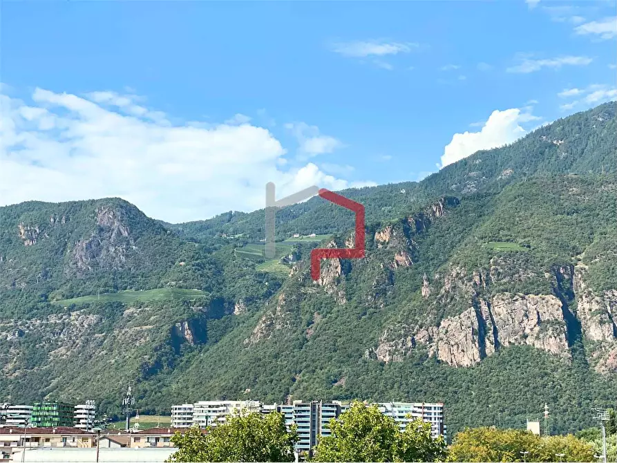 Immagine 7 di Bilocale in vendita  in via Glorenza  a Bolzano