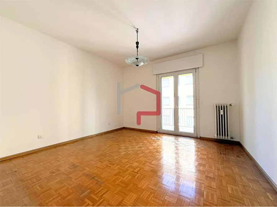 Immagine 14 di Quadrilocale in vendita  in Via Gaismair a Bolzano