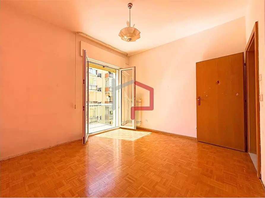 Immagine 24 di Quadrilocale in vendita  in Via Gaismair a Bolzano