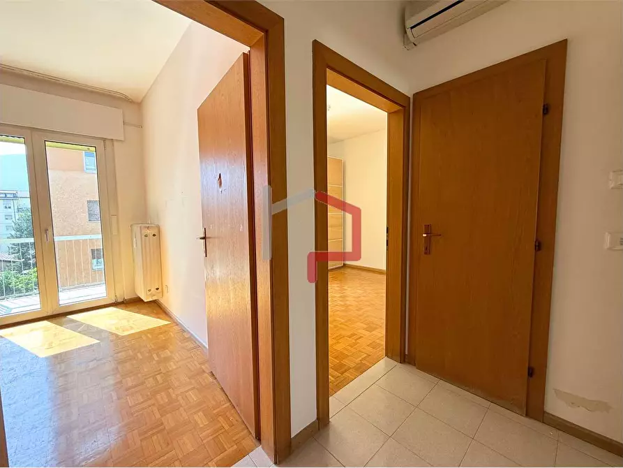 Immagine 19 di Quadrilocale in vendita  in Via Gaismair a Bolzano