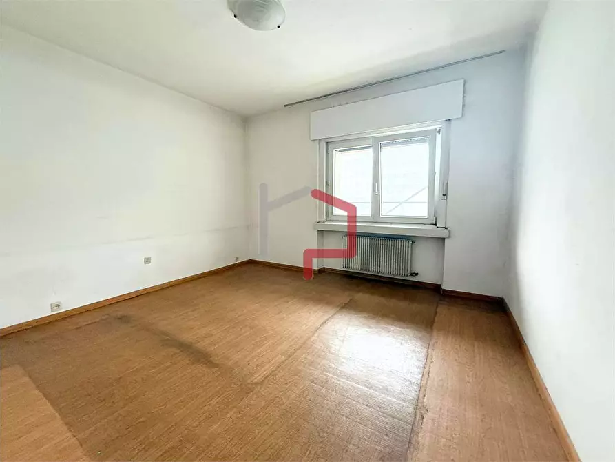 Immagine 11 di Quadrilocale in vendita  in Via Mendola  a Bolzano