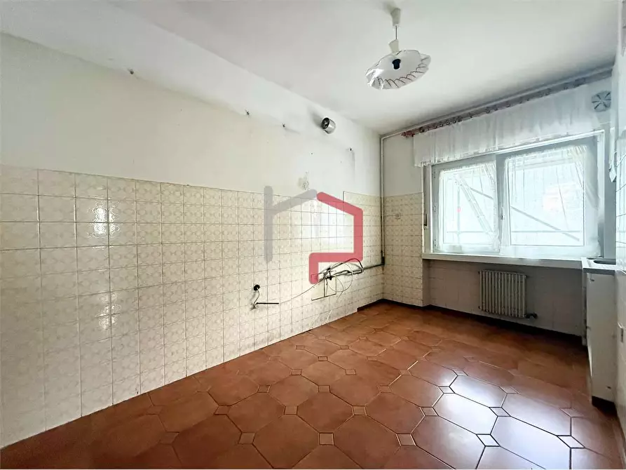 Immagine 8 di Quadrilocale in vendita  in Via Mendola  a Bolzano