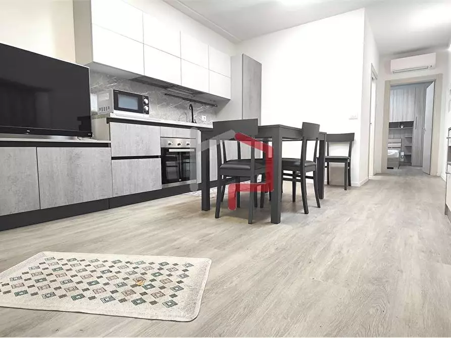 Immagine 2 di Bilocale in vendita  in Via Resia 84 a Bolzano