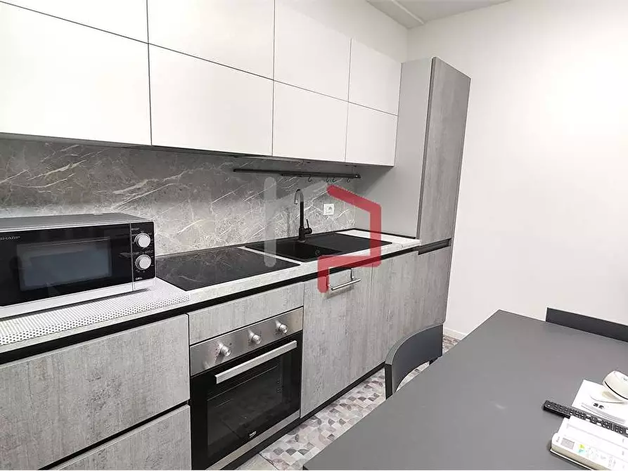 Immagine 4 di Bilocale in vendita  in Via Resia 84 a Bolzano