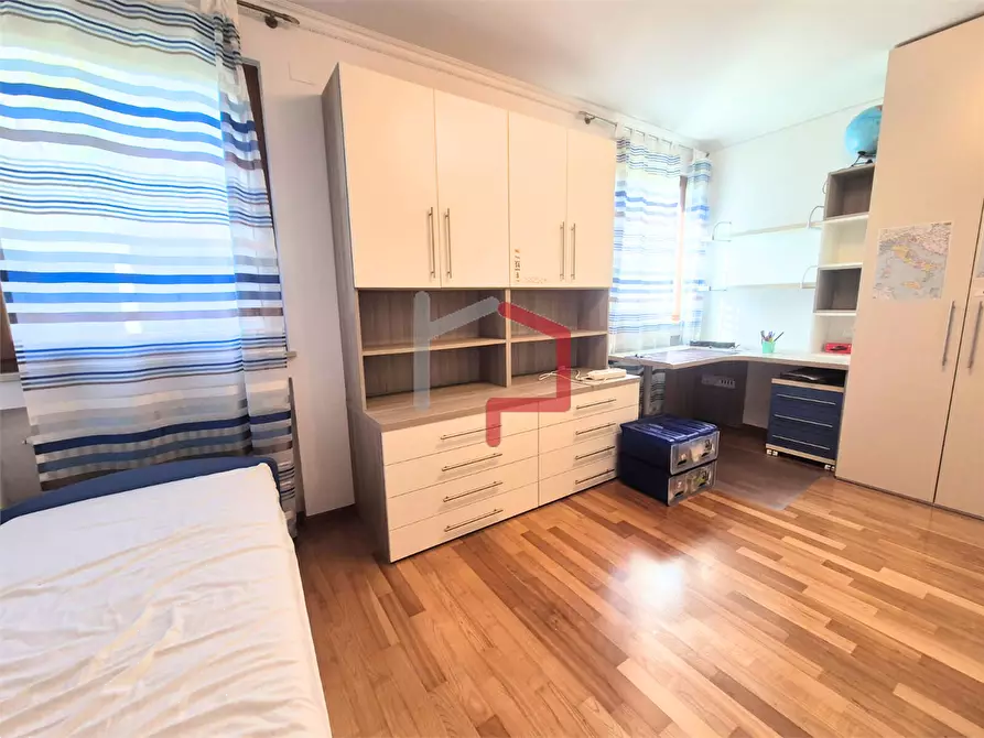 Immagine 16 di Quadrilocale in vendita  in Via Puccini 50 a Bolzano