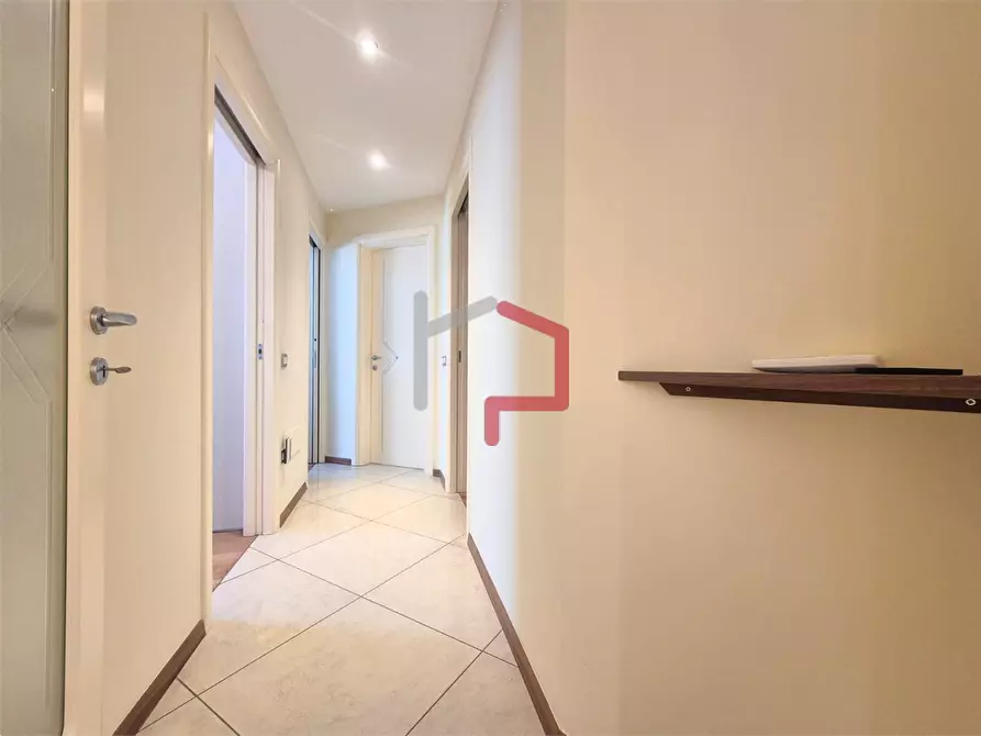 Immagine 22 di Quadrilocale in vendita  in Via Puccini 50 a Bolzano