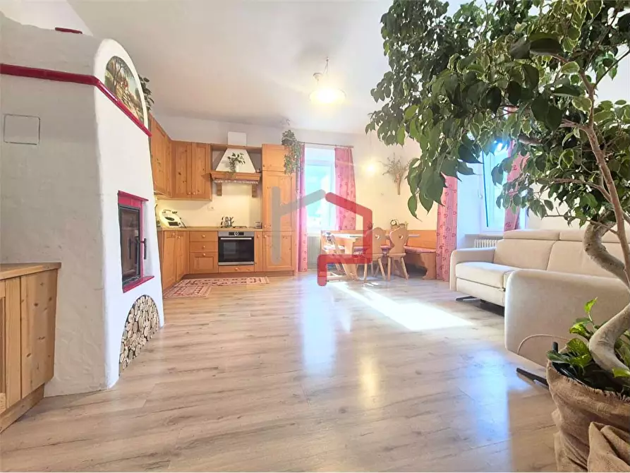 Immagine 2 di Trilocale in vendita  in Via C. Augusta  a Bolzano