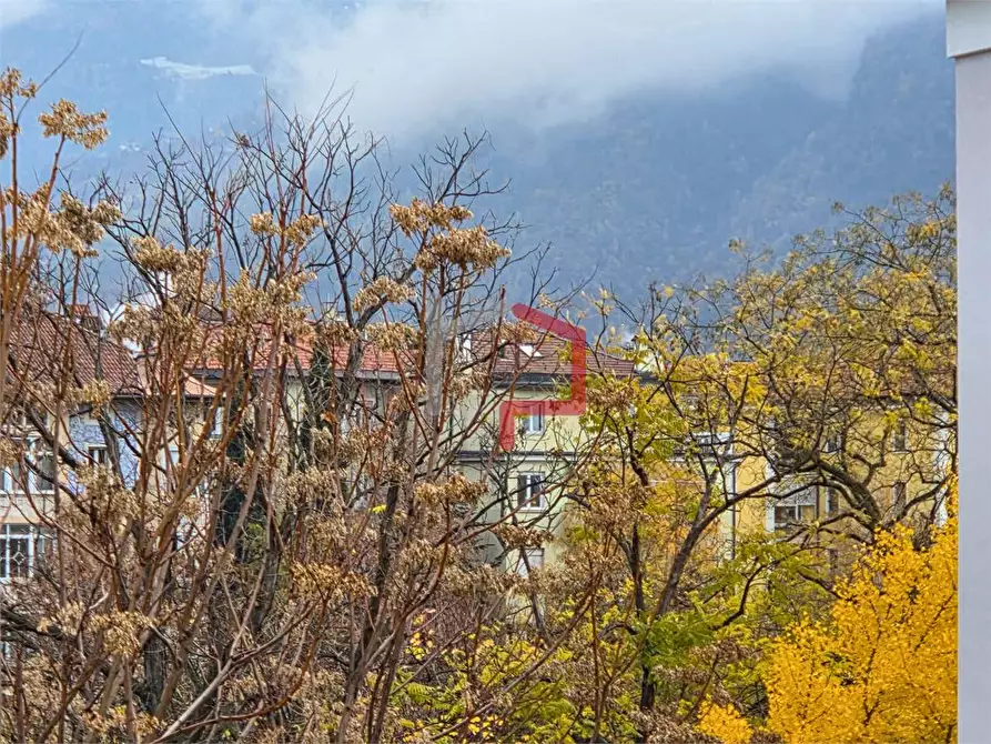 Immagine 12 di Quadrilocale in vendita  in Viale Venezia  a Bolzano