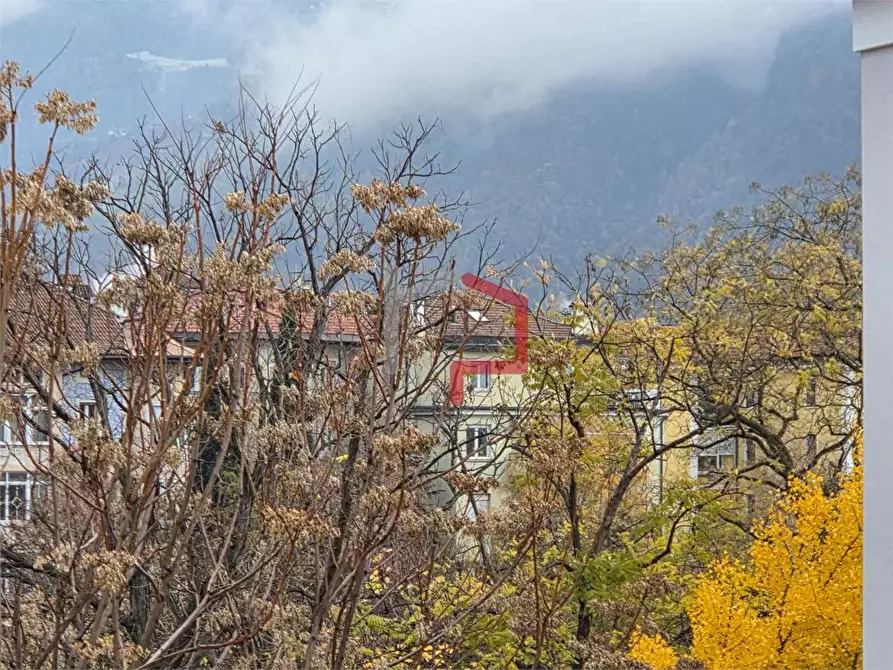 Immagine 13 di Quadrilocale in vendita  in Viale Venezia  a Bolzano