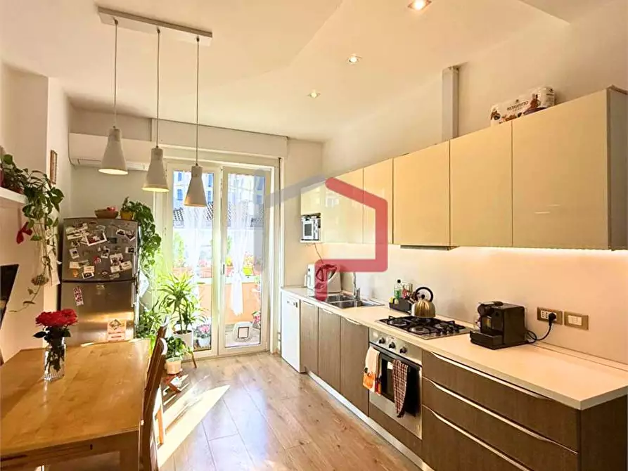 Immagine 2 di Trilocale in vendita  in Via Firenze  a Bolzano