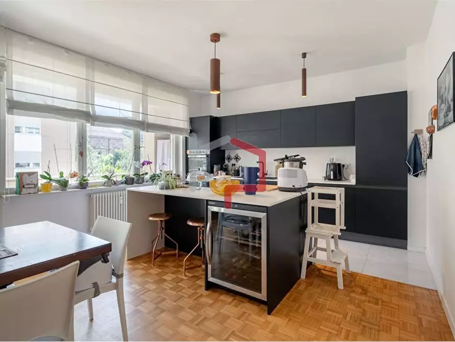 Immagine 3 di Quadrilocale in vendita  in via Orazio  a Bolzano