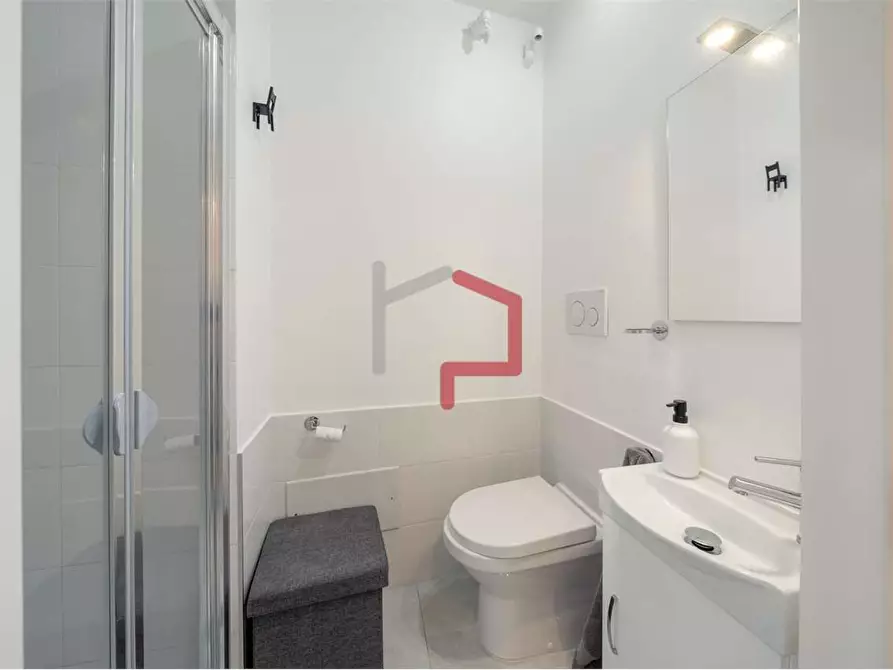 Immagine 11 di Quadrilocale in vendita  in via Orazio  a Bolzano