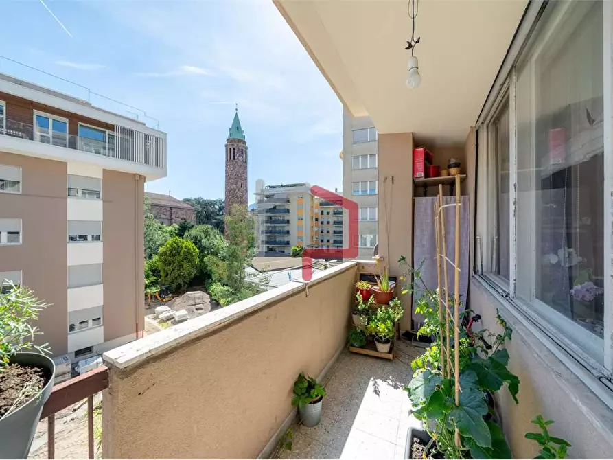 Immagine 13 di Quadrilocale in vendita  in via Orazio  a Bolzano