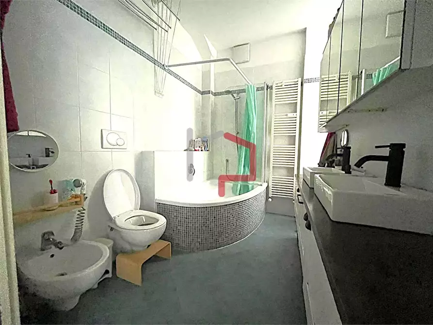 Immagine 17 di Quadrilocale in vendita  in Piazza Vittoria  a Bolzano