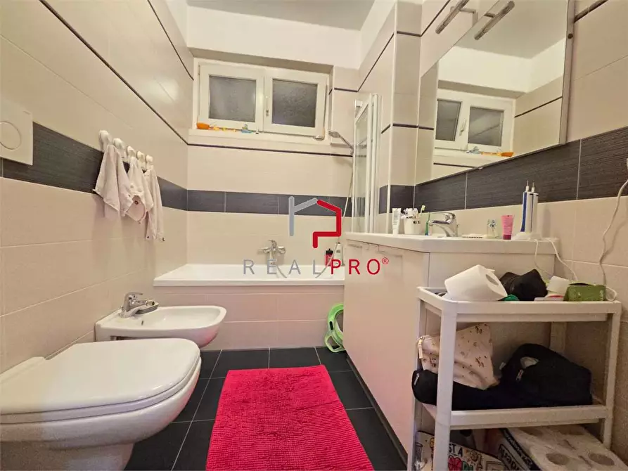 Immagine 14 di Trilocale in vendita  in Via Pietralba a Bolzano