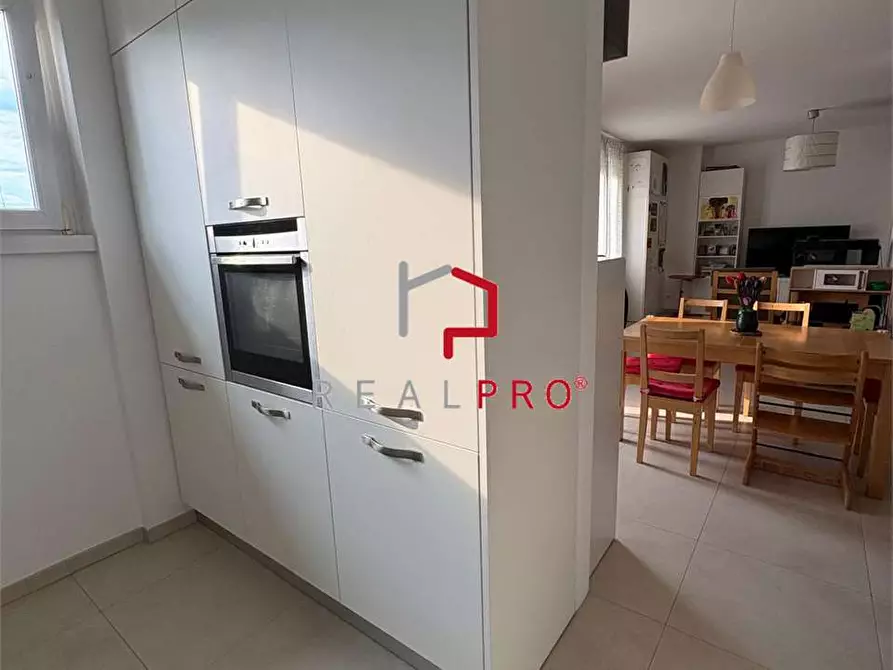 Immagine 7 di Trilocale in vendita  in Via Pietralba a Bolzano