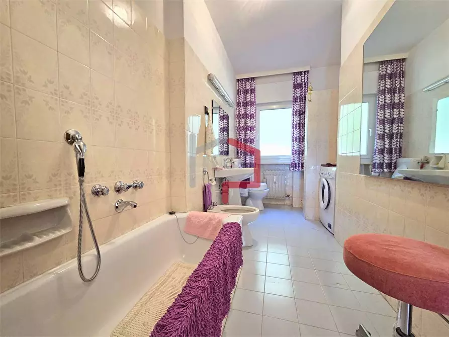 Immagine 9 di Quadrilocale in vendita  in via Beato Arrigo  a Bolzano