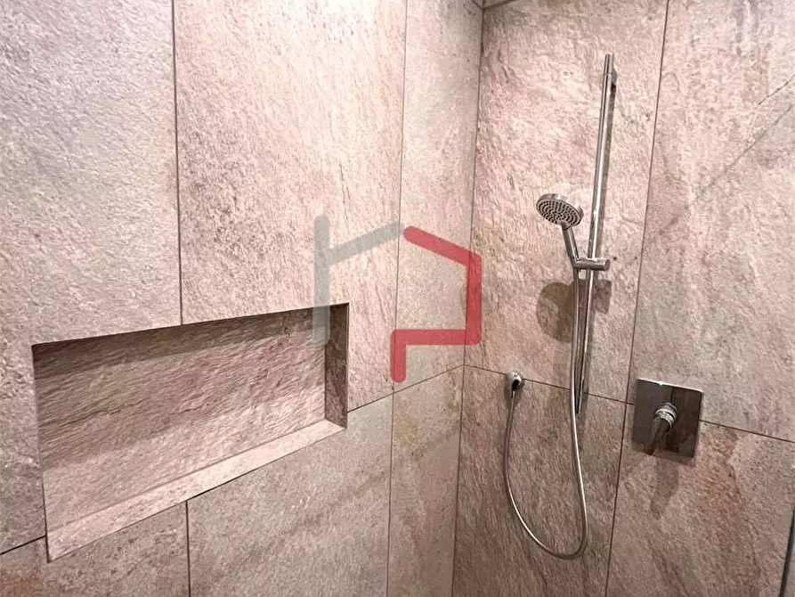 Immagine 11 di Trilocale in vendita  in via Enrico Toti  a Merano .Meran.