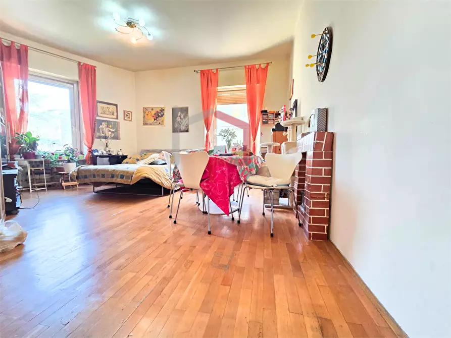 Immagine 2 di Quadrilocale in vendita  in Piazza Vittoria  a Bolzano