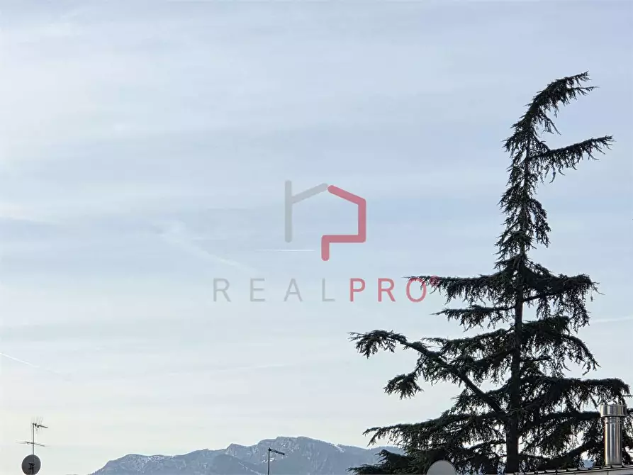 Immagine 11 di Quadrilocale in vendita  in Via Visitazione a Bolzano